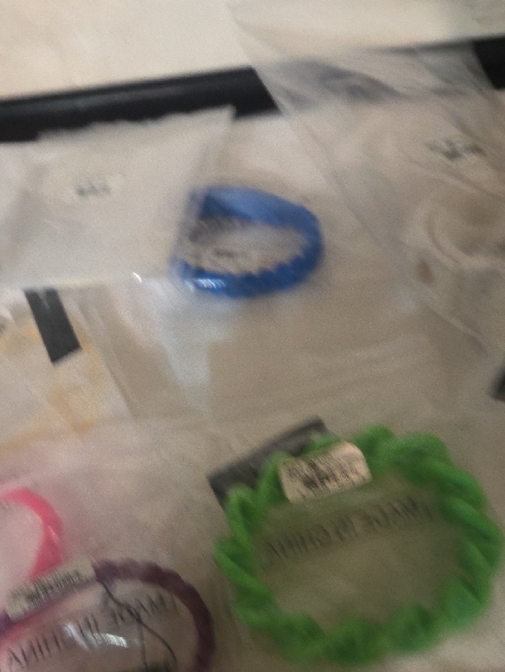 Marc Jacobs Silicone Chain Bracelets - Picture 12 of 12